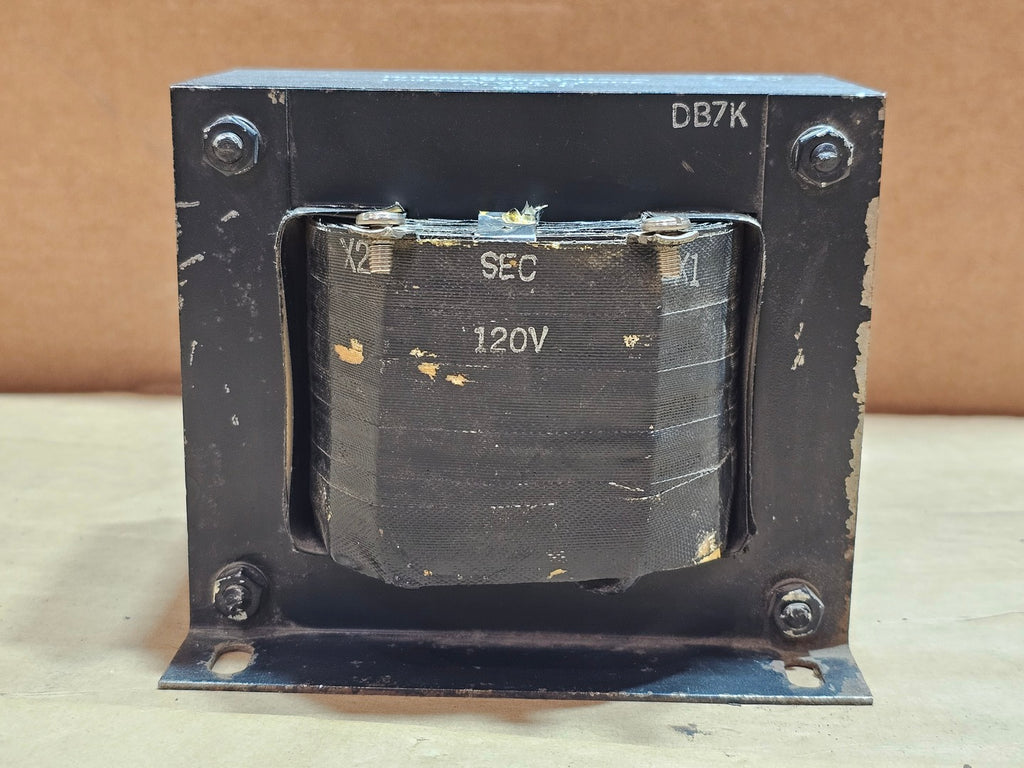 HAMMOND 1000 VA Transformer 208 pri. volts, 120 sec. volts, 97860