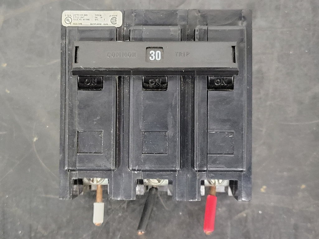 CUTLER-HAMMER 30 Amp, 3 Pole, 240 Volts Circuit Breaker BAB3030H