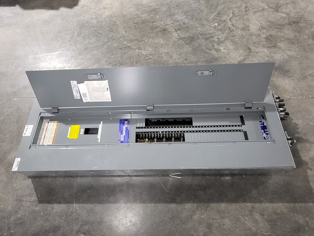 SQUARE D 225 Amp, 240V, 3-Ph, 70 Circuits Panelboard NQOD472L225