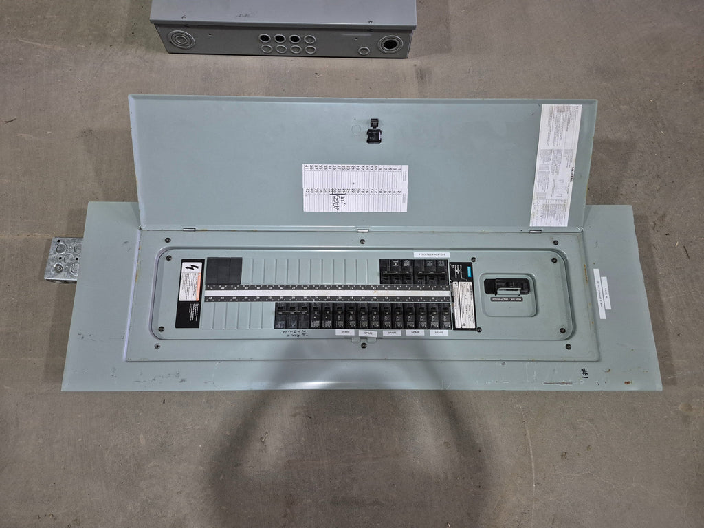 SIEMENS 200 Amp, 120/240 Volt, 3-Ph, 42/84 Circuits Panelboard EQ442QJ200