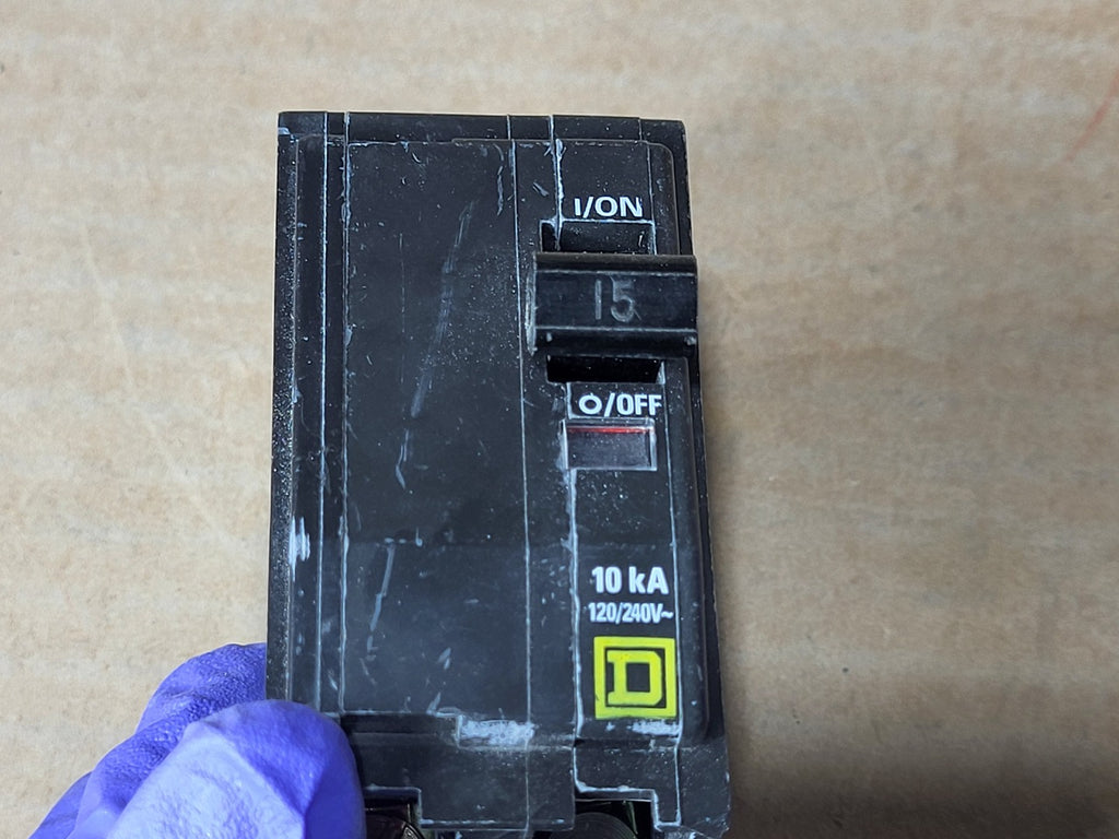 SQUARE D 20 Amp, 2 Pole, 120/240 Volt Circuit Breaker QOB220