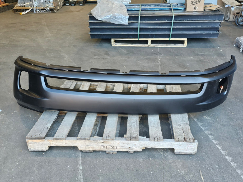DODGE Bumper Cover 68197698AA