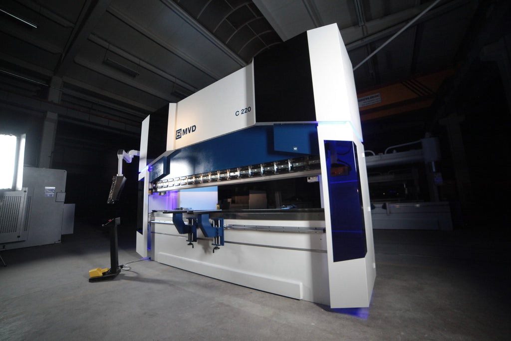 MVD 220 ton iBend Hydraulic Press Brake C Series C220-3700