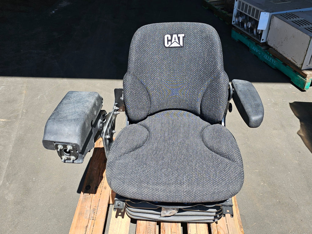 CATERPILLAR Operator Suspension Seat 415-0041