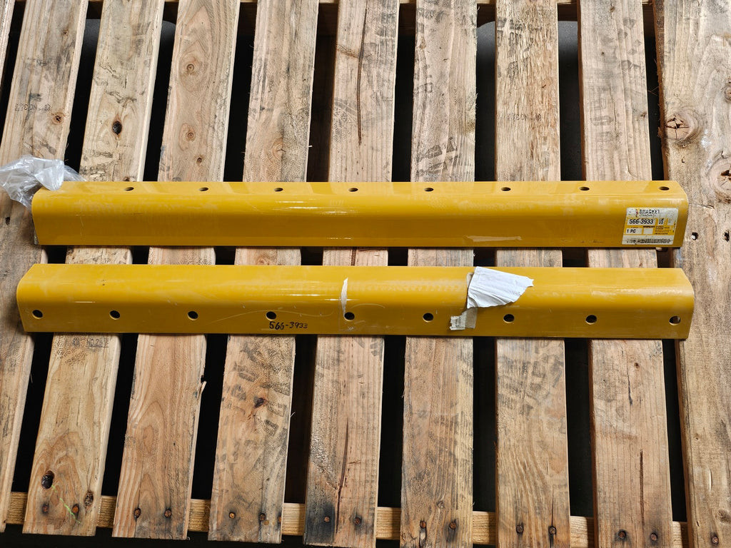 CATERPILLAR Bracket 566-3933