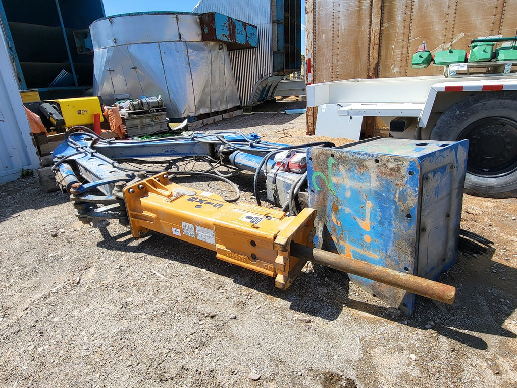 BTI Rock Breaker BX15 w/ Hydraulic Knuckle Arm CM4120-XR