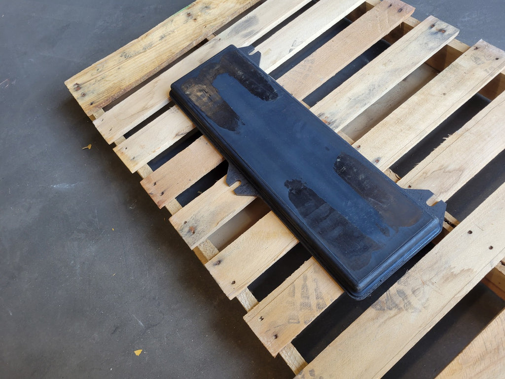CATERPILLAR Truck Body Mounting Pad 219-7595