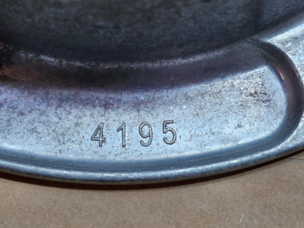 STEMCO 4195 Aluminum Oil Bath Trailer Hub Cap Hub Seal Assembly w/ Sight Glass & Fill Plug