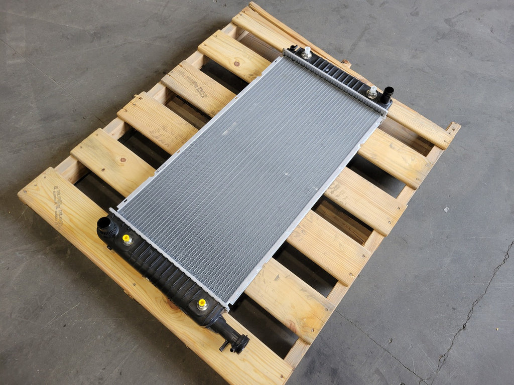 GM Radiator 84462085
