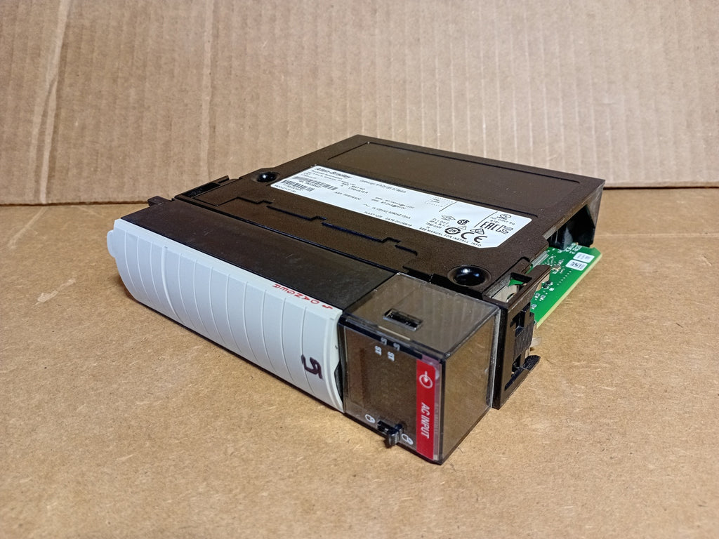ALLEN-BRADLEY ControlLogix 16 Point D/I 120VAC Module 1756-IA16