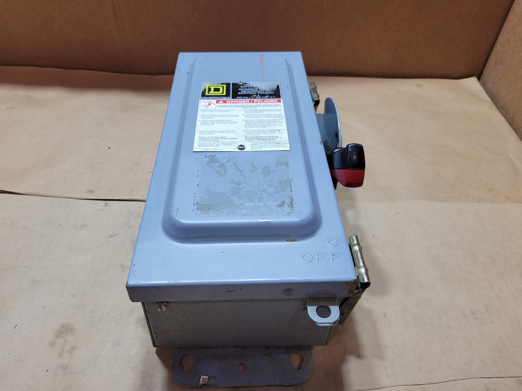 SQUARE D 30 Amp, 3 Pole, 600 volts, Non-Fusible Disconnect Switch HU361AWK