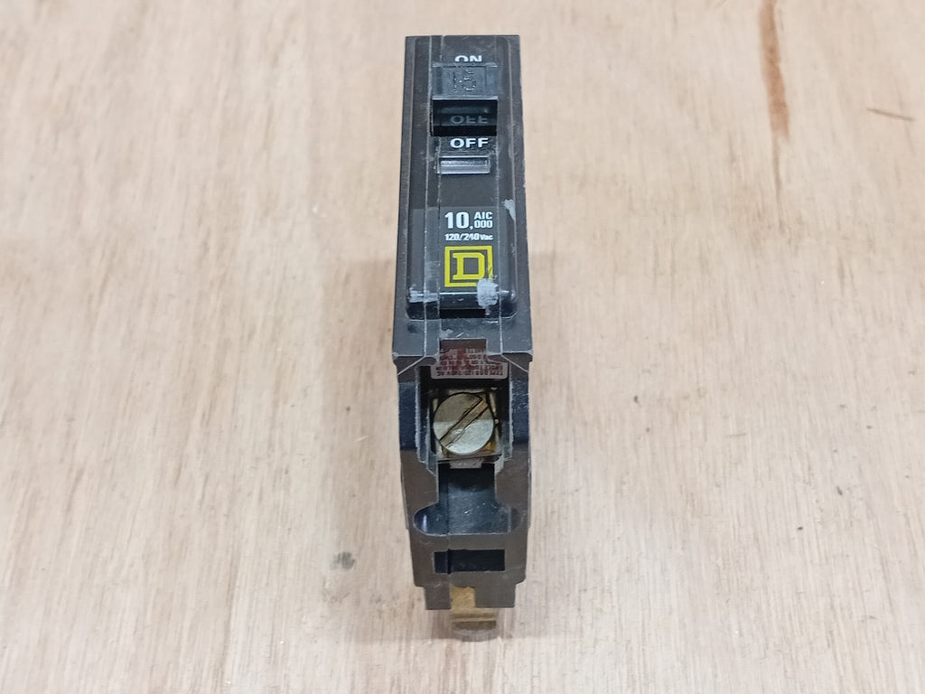 SQUARE D QOB115 15A 1-Pole 120/240V 10kA Bolt-On Thermal Magnetic Circuit Breaker