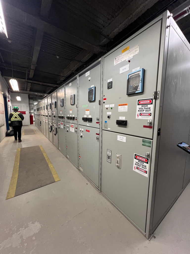 POWELL GE Power/Vac 15kV 3000A Medium Voltage Metal-Clad Switchgear Lineup, 15-Sections