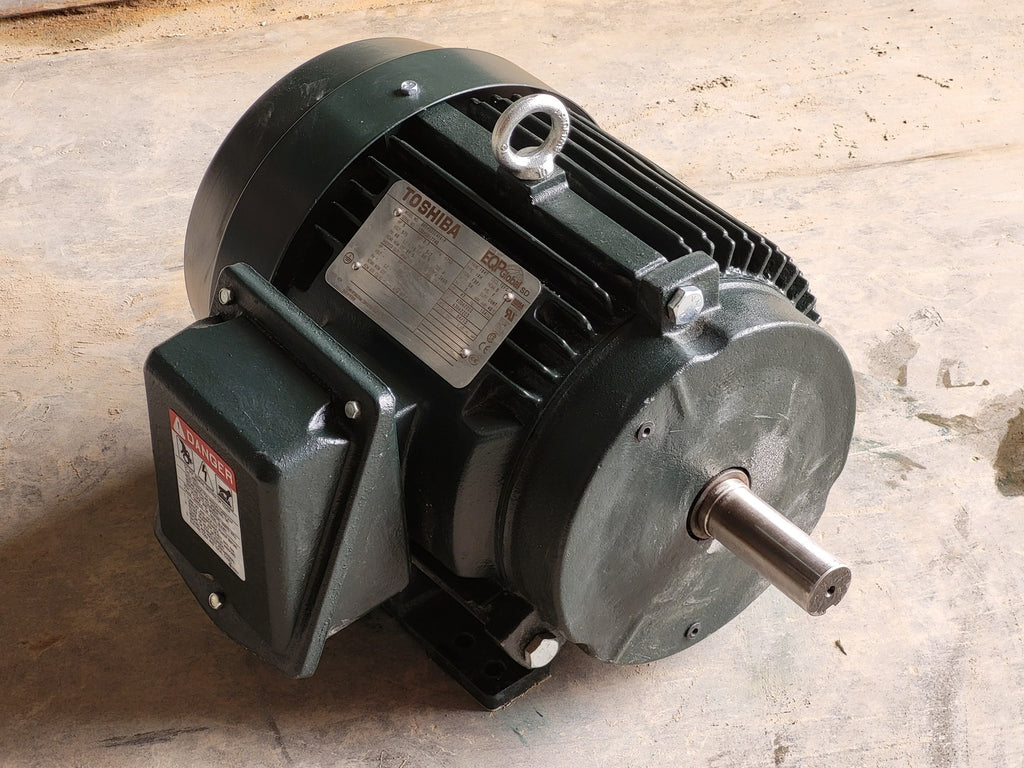 TOSHIBA 5 hp, 575 Volt, 1750 rpm, 184T, 3-ph Electric Motor 0054SDSC41A-P
