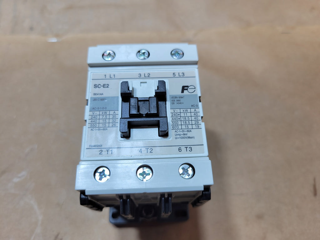 FUJI ELECTRIC SC-E2 SE41AA-H 3-Pole Magnetic Contactor 40A 100-120VAC Coil