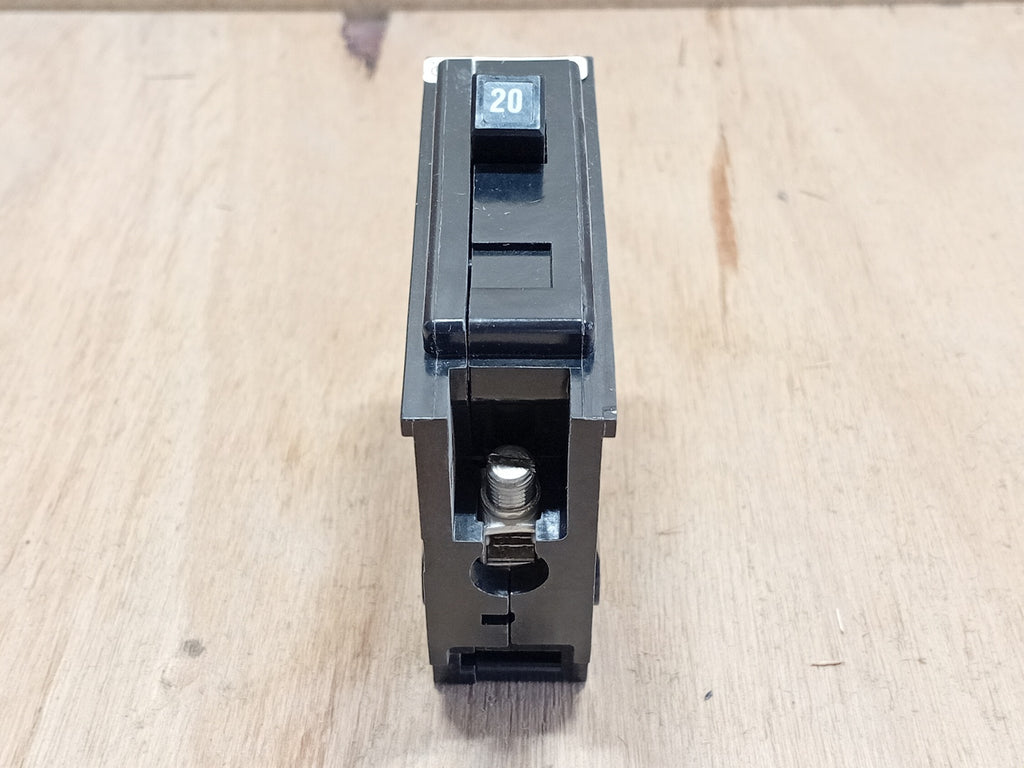 CUTLER-HAMMER BA120 20A 1-Pole Bolt-On Quicklag Circuit Breaker 120/240VAC 10kA