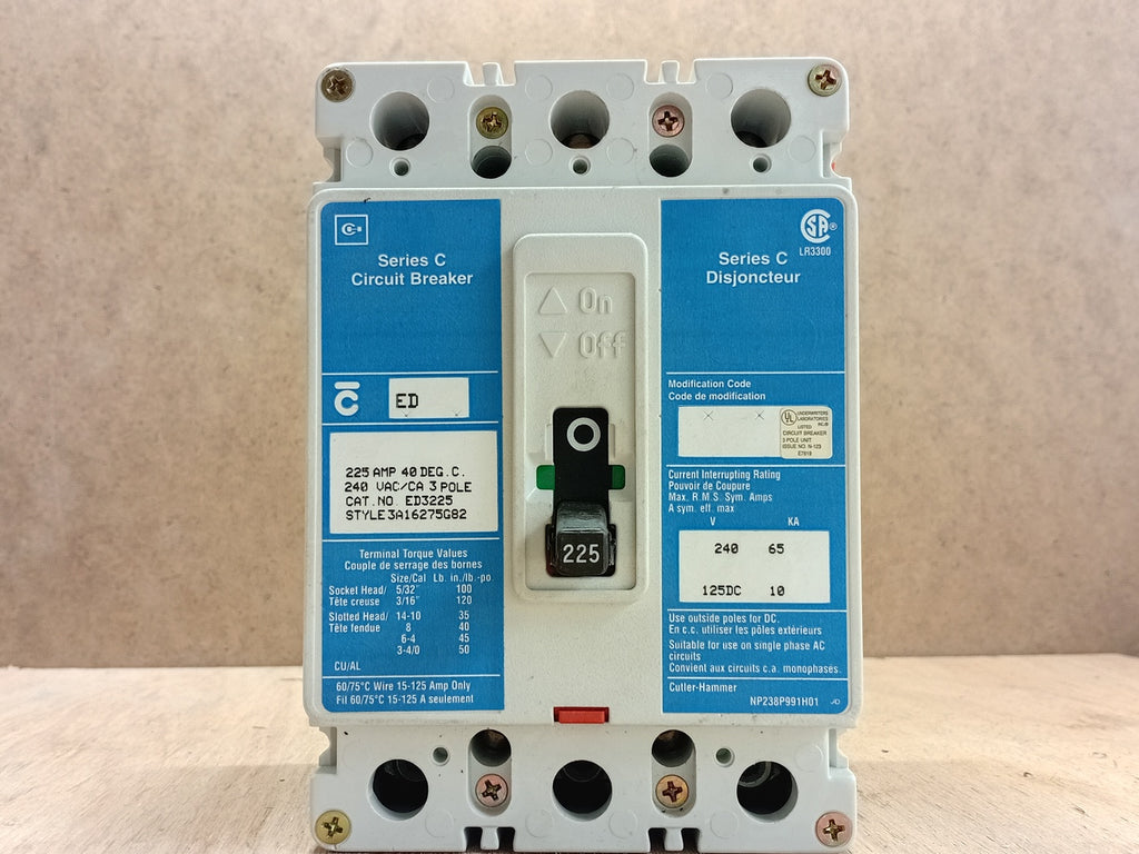 CUTLER-HAMMER 225 Amp, 3 Pole, 240VAC Circuit Breaker ED3225