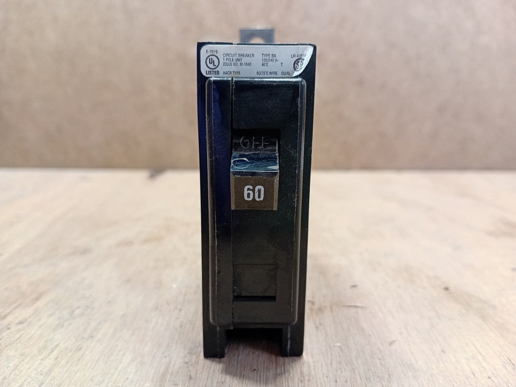 CUTLER-HAMMER 60 Amp, 1 Pole, 120/240 Volts Circuit Breaker BAB1060