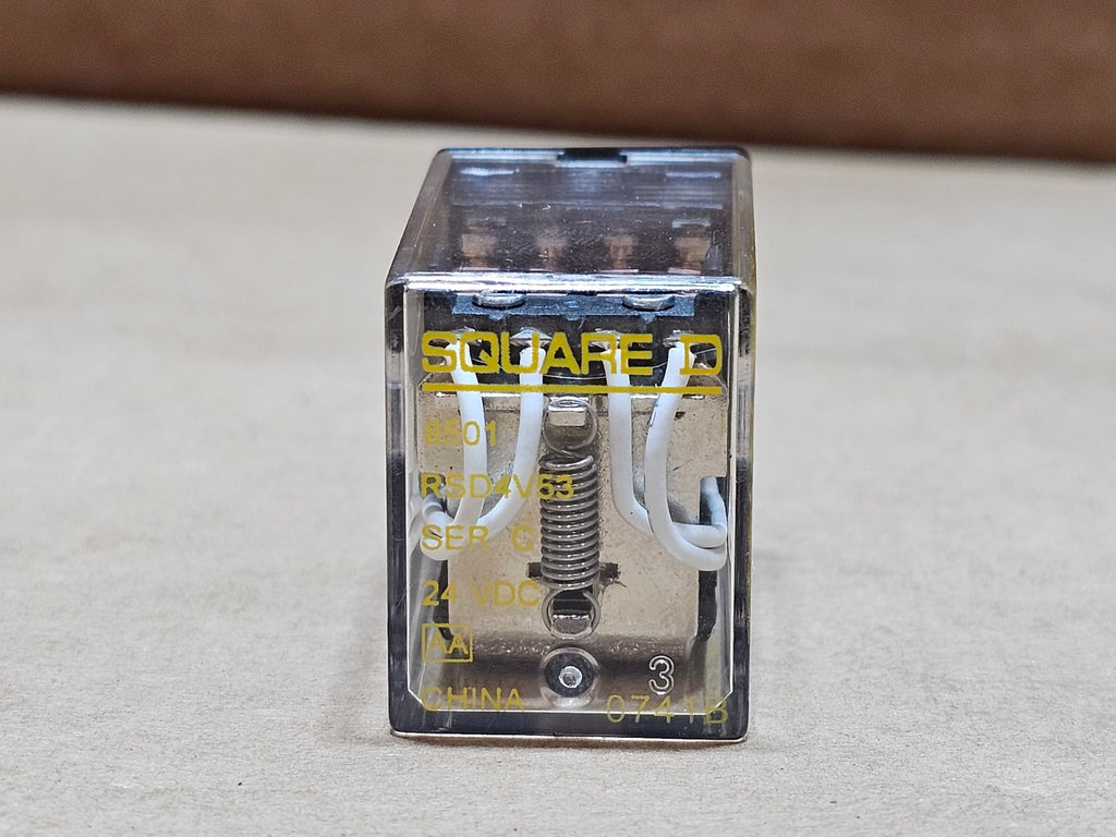 SQUARE D 8501RSD4V53 Series C 3A 4PDT 14-Blade Miniature Plug-In Relay 24VDC Coil