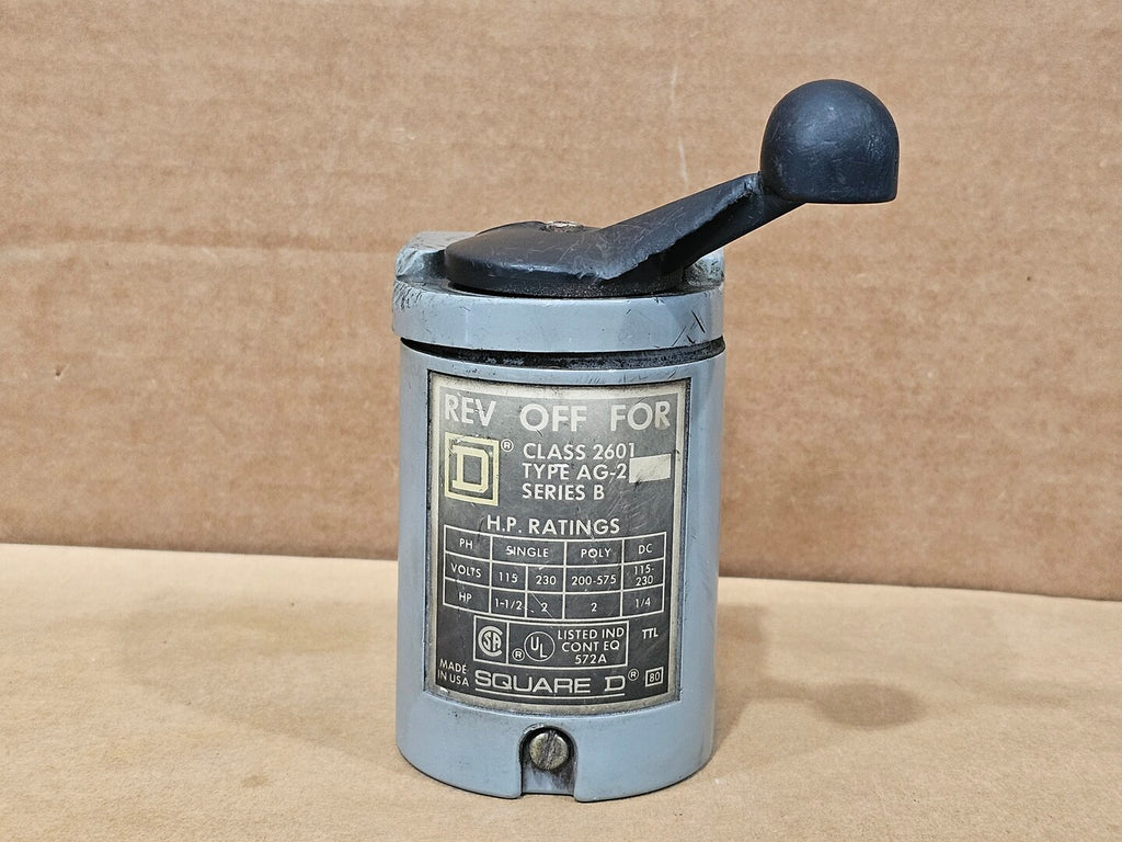 SQUARE D 2 HP, 575 VAC Reversing Drum Switch 2601AG2