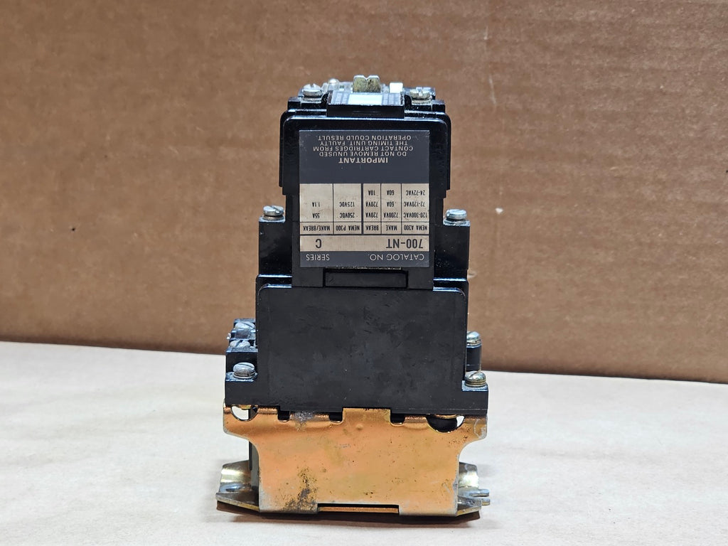 ALLEN-BRADLEY 700-NT Series C Pneumatic Time Delay Relay 120V 60Hz / 110V 50Hz