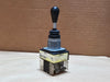 ALLEN-BRADLEY 800T-T2H3 Series T 30.5mm 2-Way Spring Return Toggle Switch w/ Contact Blocks