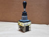 ALLEN-BRADLEY 800T-T2H3 Series T 30.5mm 2-Way Spring Return Toggle Switch w/ Contact Blocks