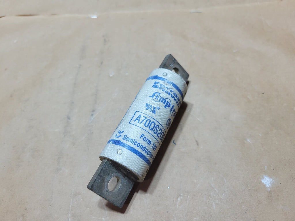 FERRAZ SHAWMUT 200 Amp, 700 Volt, Amp-Trap, Form 101 Fuse A70QS200-4