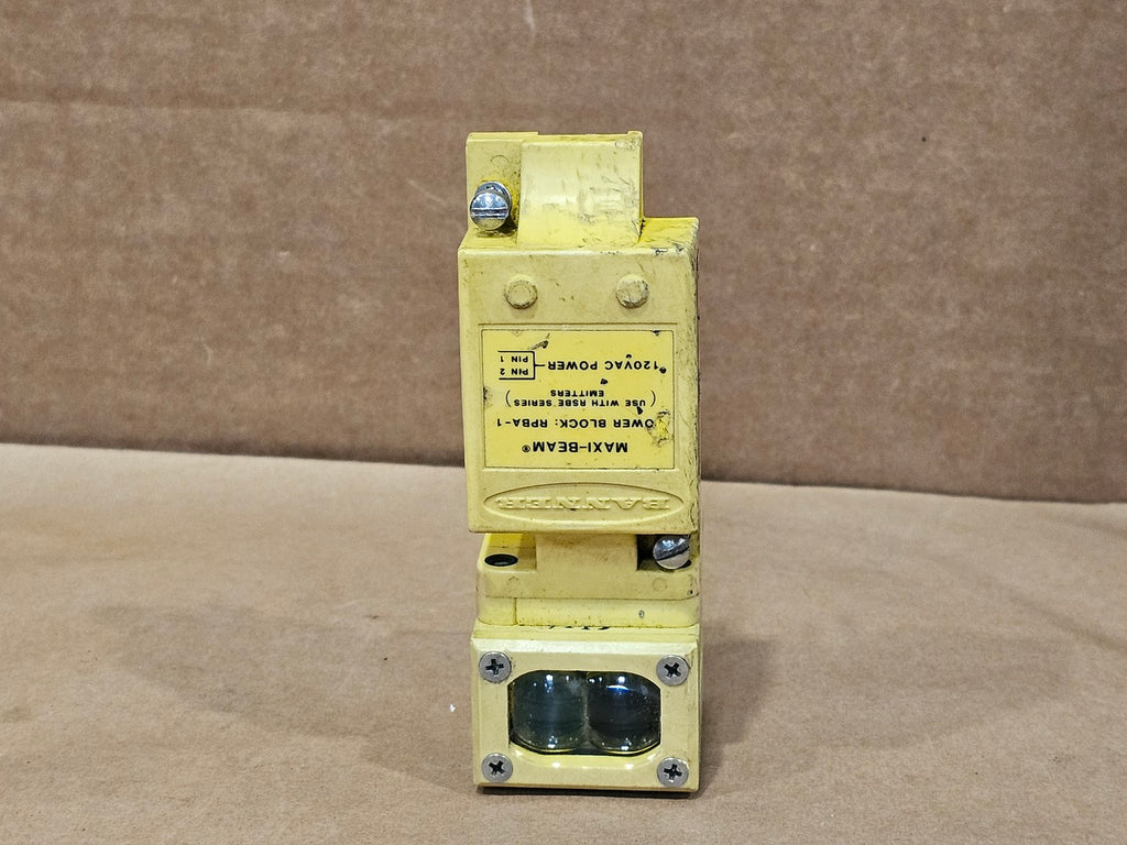 BANNER MAXI-BEAM Photoelectric Sensor RSBE w/ 120VAC Power Block  RPBA-1