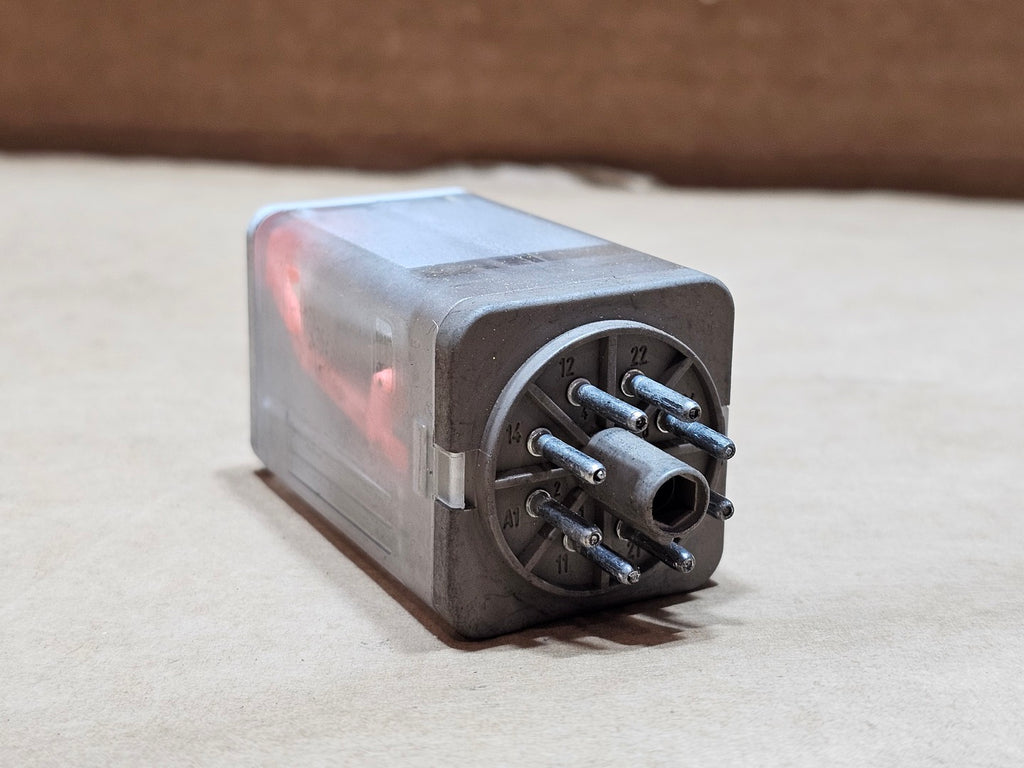 ALLEN-BRADLEY 700-HA32Z24 Series C 24VDC 10A DPDT 8-Pin Control Relay