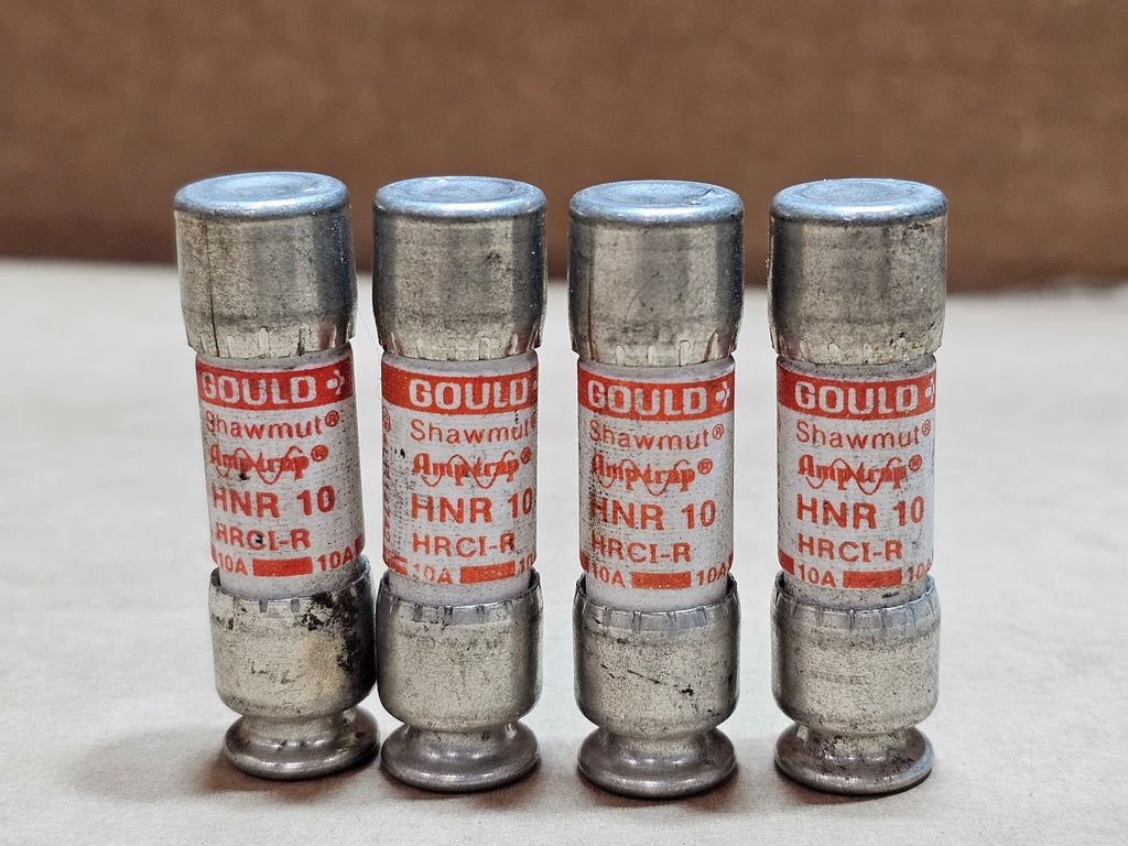 GOULD SHAWMUT 10 Amp 250 Volt Class R Amptrap Fuse HNR 10 (Lot of 4)