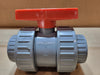 CHEMKOR 32909011 Super Bloc 1-1/2" CPVC True Union Ball Valve - Viton - Socket/ThreadedChemkor Super Bloc 1-1/2" CPVC true-union ball valve with manual handle, Viton O-rings and Teflon seals as specified on the packaging label. Includes the pictured valve assembl