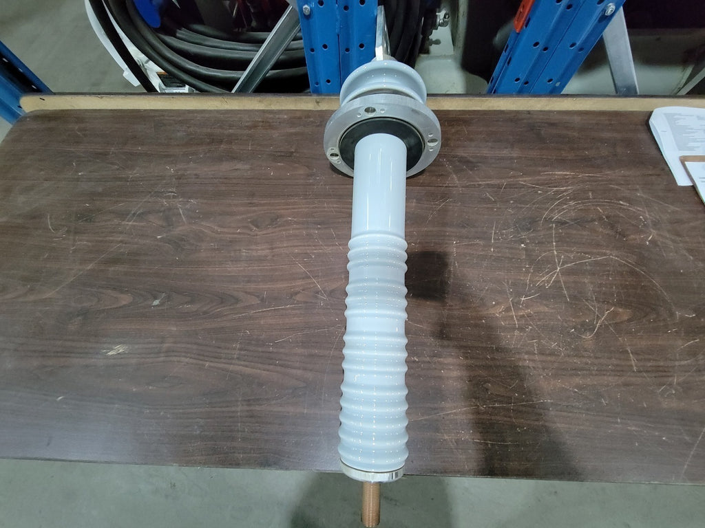WARCO Scrap - 5 kV (75 kV BIL) Transformer Bushing 