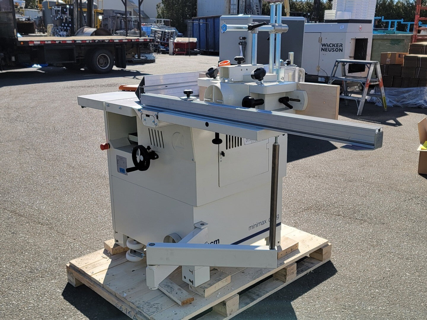 SCM minimax c 26g Universal Combo Machine