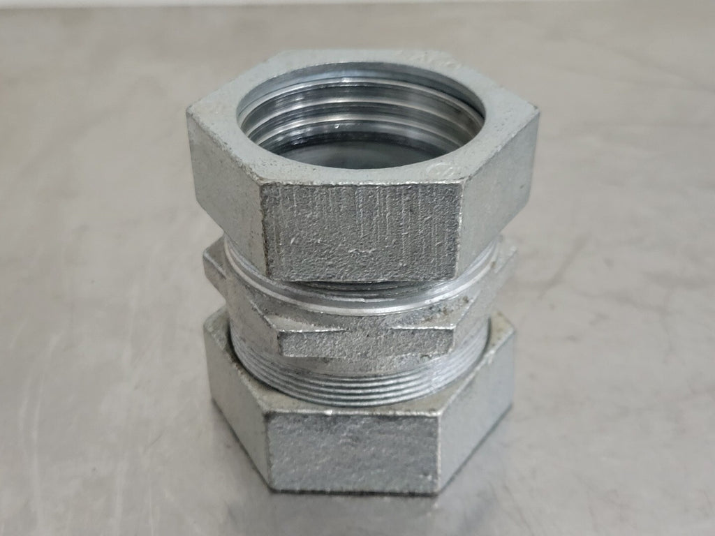 HUBBELL  1-1/4" RACO Concrete Rain Tight Compression Coupling