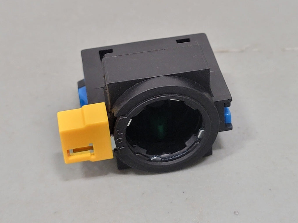 IDEC 10 Amp Switch Indicator HW1B-M110-S 