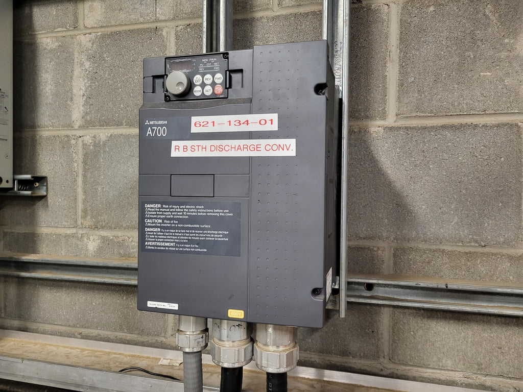 MITSUBISHI 20 hp, 600 Volts, 3 -Phase VFD FR-A760-00220-NA