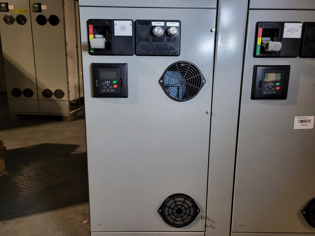 EATON 30 hp, 600 Volts, 3-Phase VFD SVX025A1-5A4N1 Bucket for Freedom 2100 MCC Frame