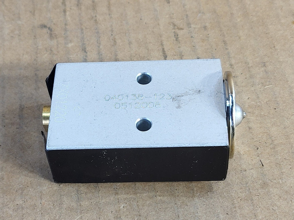 KOMATSU Block Valve BF2732