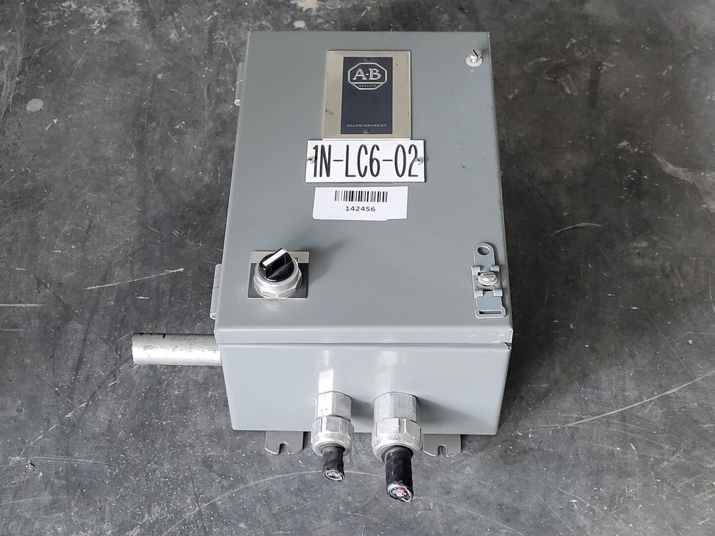 ALLEN-BRADLEY 600V Control Panel Control Transformer 500L-A0*93 / 3-Pole Contactor 359S10 