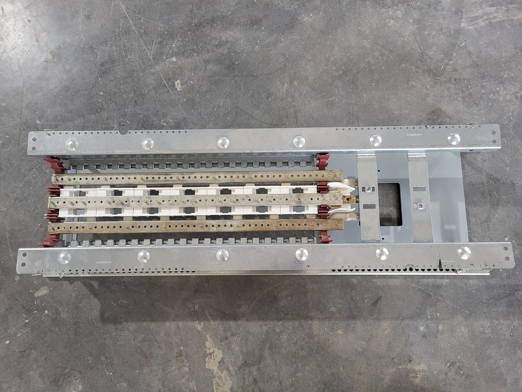 CUTLER-HAMMER 225 Amp, 120/208 Volt, 3 Ph, 42 Circuits Panelboard Pow-R-Line 1a