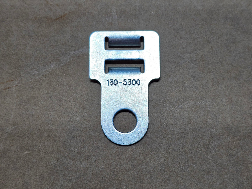CATERPILLAR 35mm Wide Wiring Clip 130-5300