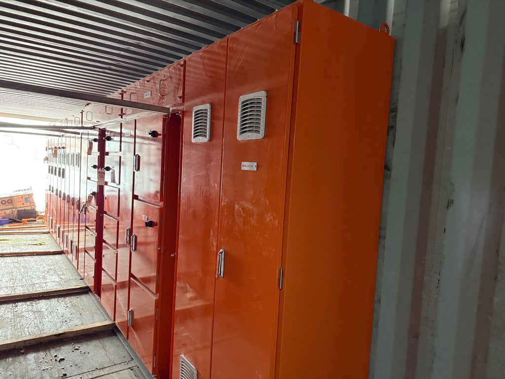 MV MANUFACTURING GROUP 600A Motor Control Center MCC, 575V, 800A Bus, Form 4A, IP42 Enclosure