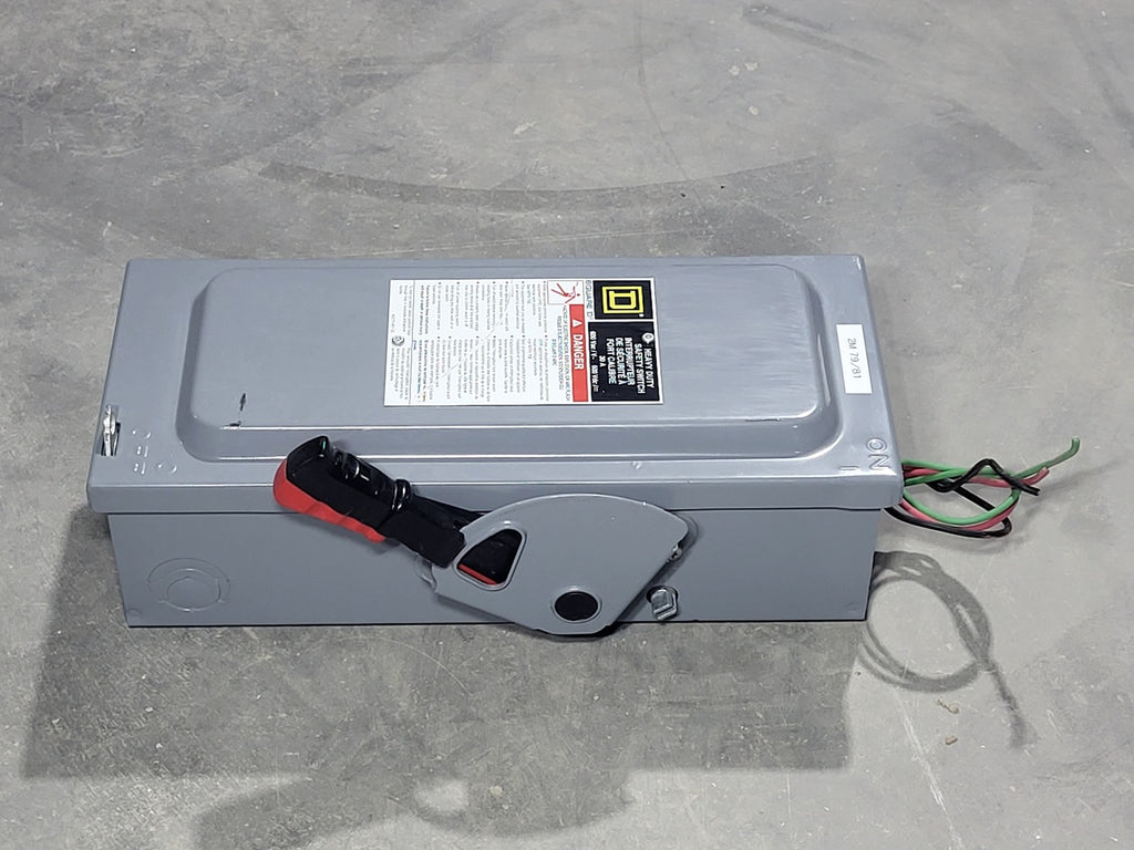 SQUARE D 30 Amp, 3 Pole, 600 Volt Non-Fusible Heavy Duty Safety Switch Disconnect CHU361