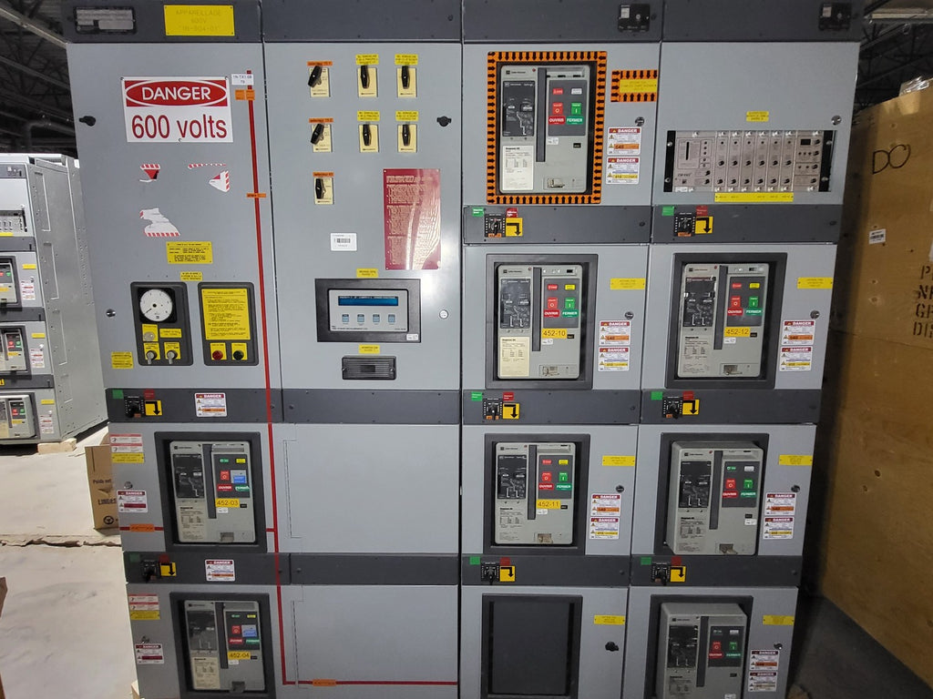 CUTLER-HAMMER Low Voltage PDC / Switchgear Section, (2) 4000A, (5) 1200A, (1) 800A Magnum DS Breakers, 600V 3PH