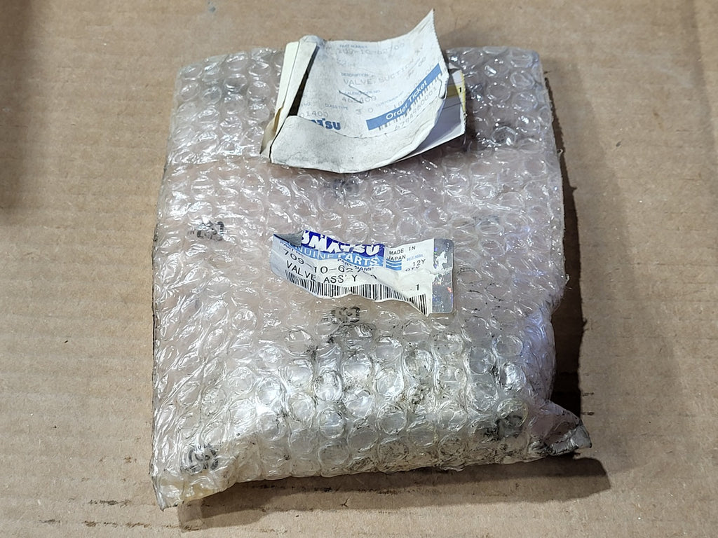 KOMATSU Valve Assembly 709-10-62700