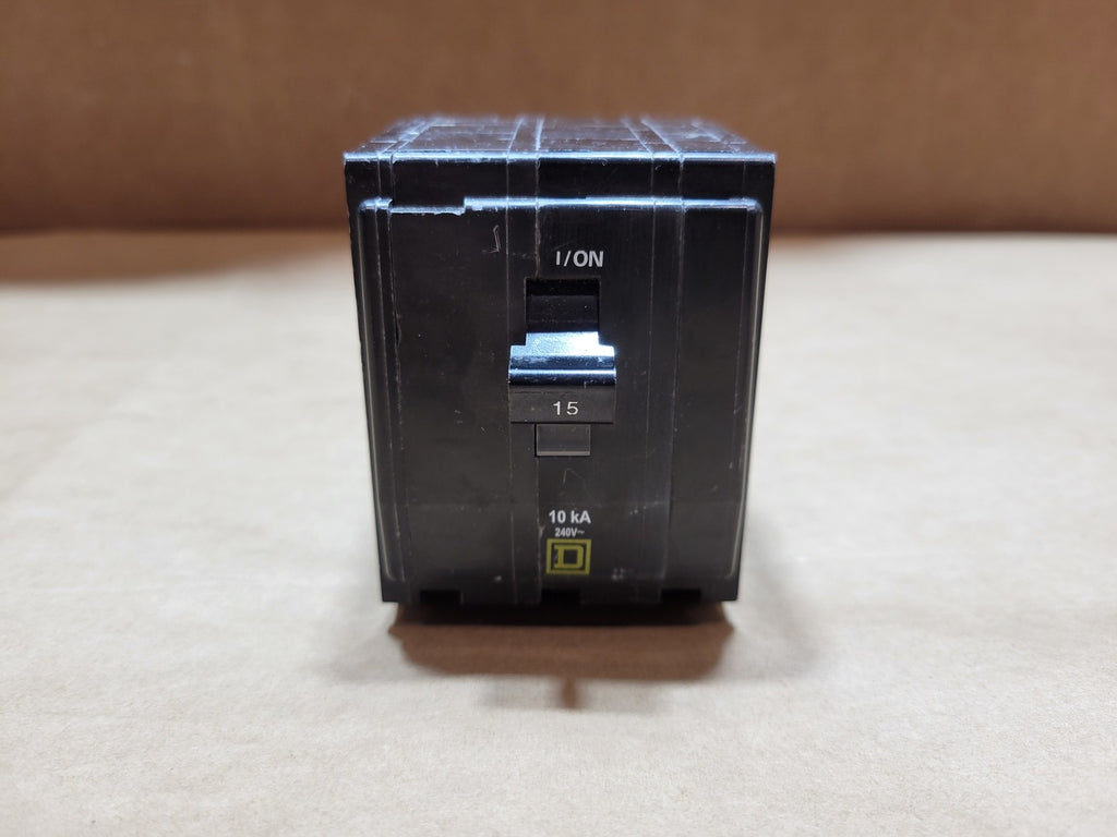 SQUARE D 15 Amp 3 Pole 240 Volts Circuit Breaker QO315