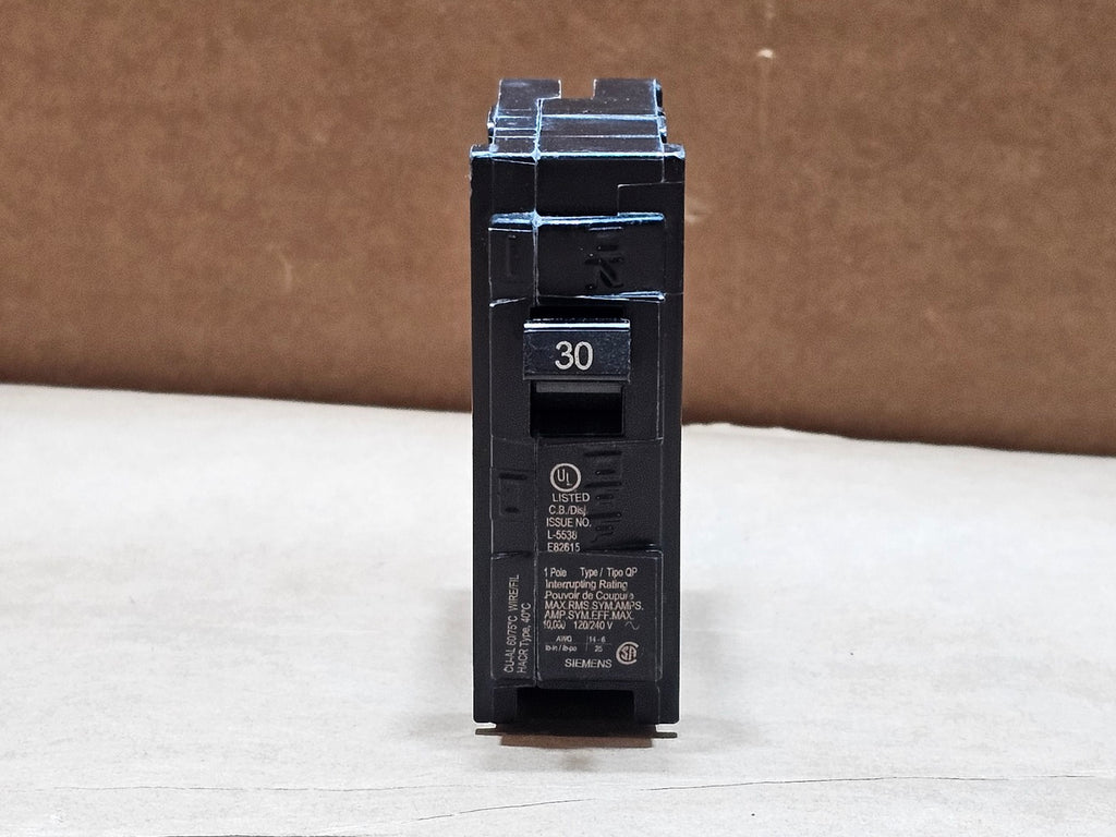 SIEMENS 30 Amp, 1 Pole, 120/240 Volts Circuit Breaker Q130