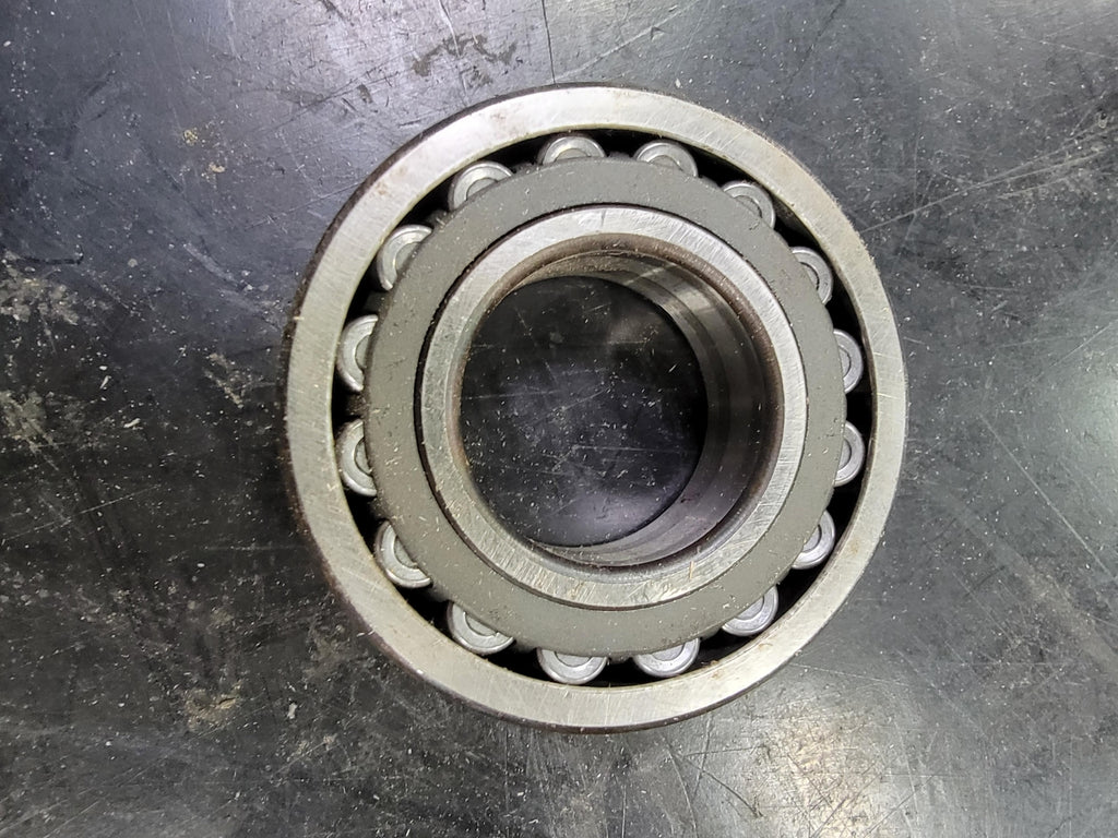 SKF Spherical Roller Bearing No. 22207 CCK/W33