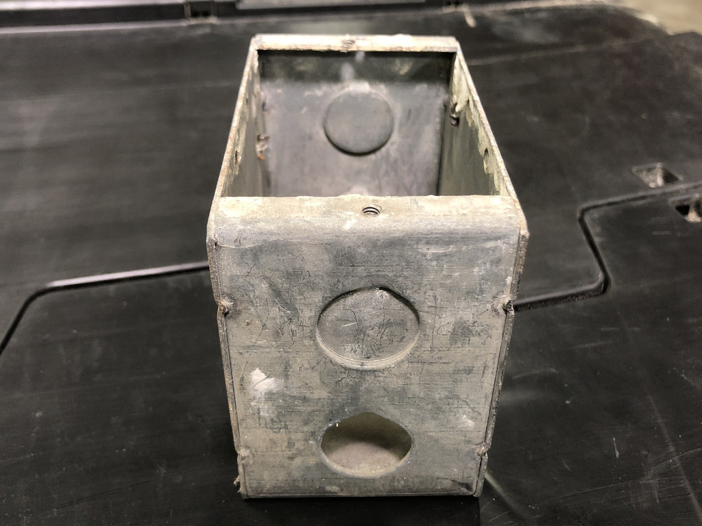 IBERVILLE 4x2.5" High Voltage Pre-Ganged Masonry Box